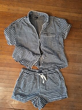 GapBody Green & White Flannel Gingham Short Pajama Set